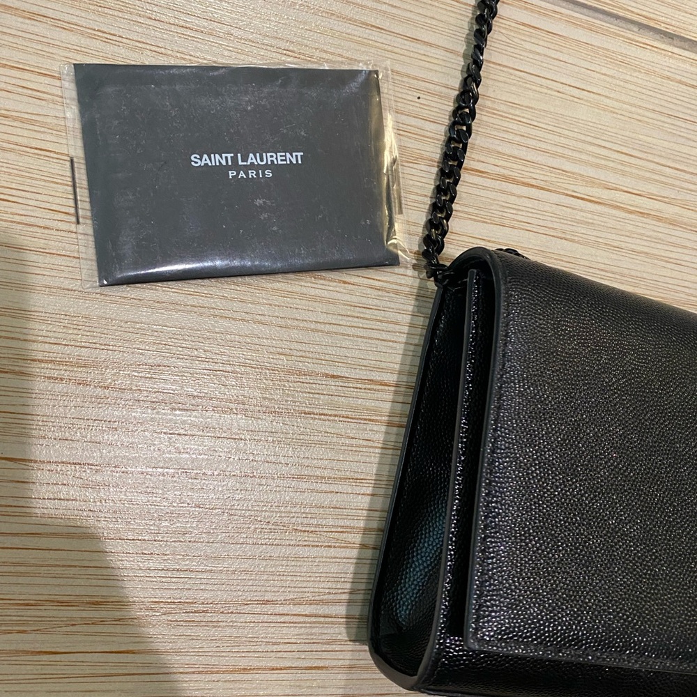 YSL Saint Laurent Pebbled Leather Purse - Picture 9 of 14